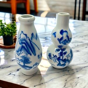 Antique Chinese Bud Vase Set - Small Porcelain Vases Blue and White